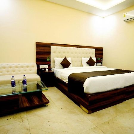 Hotel Haven Rishikesh Bagian luar foto